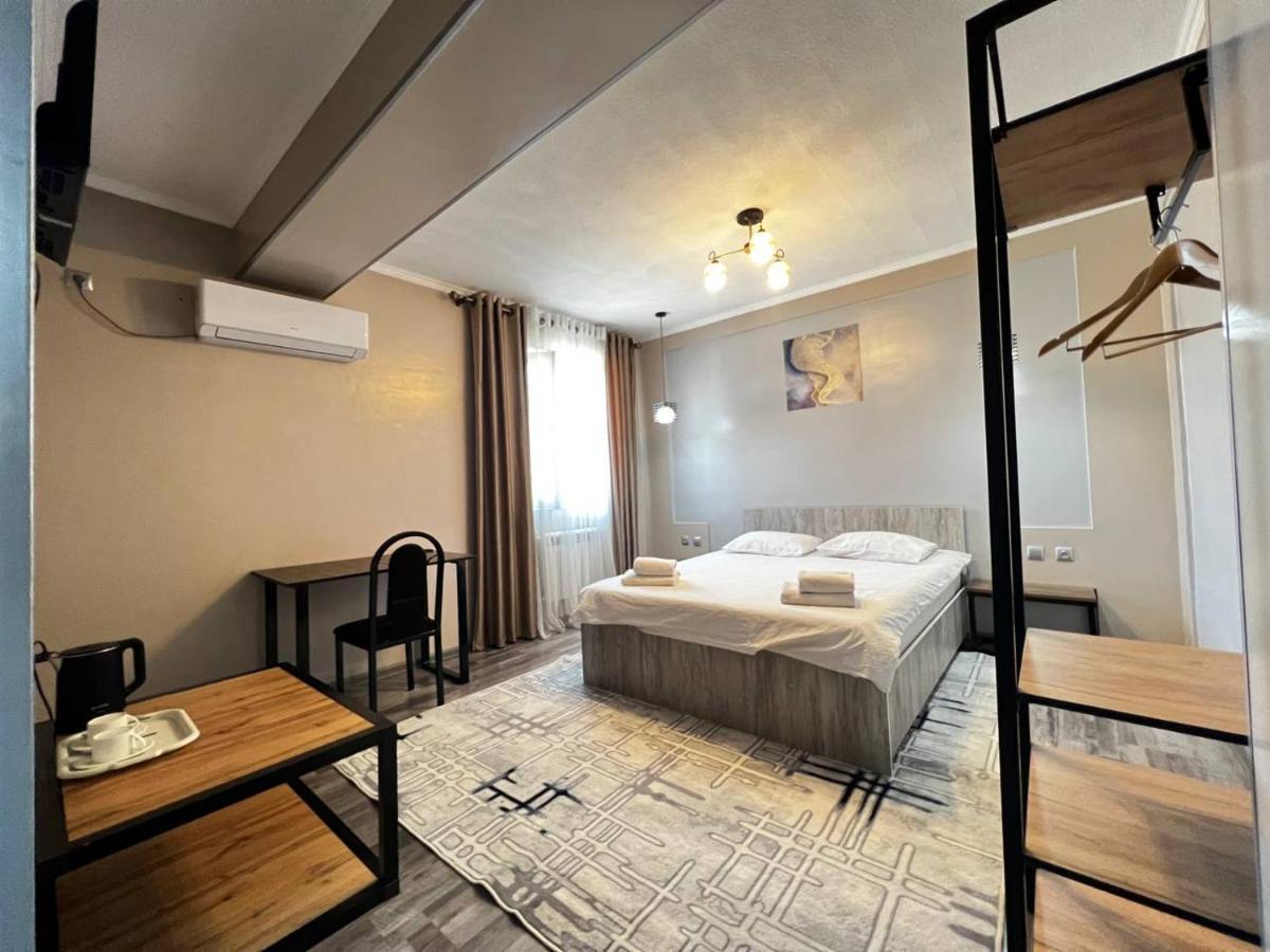 Ave hotel Oš Exteriér fotografie