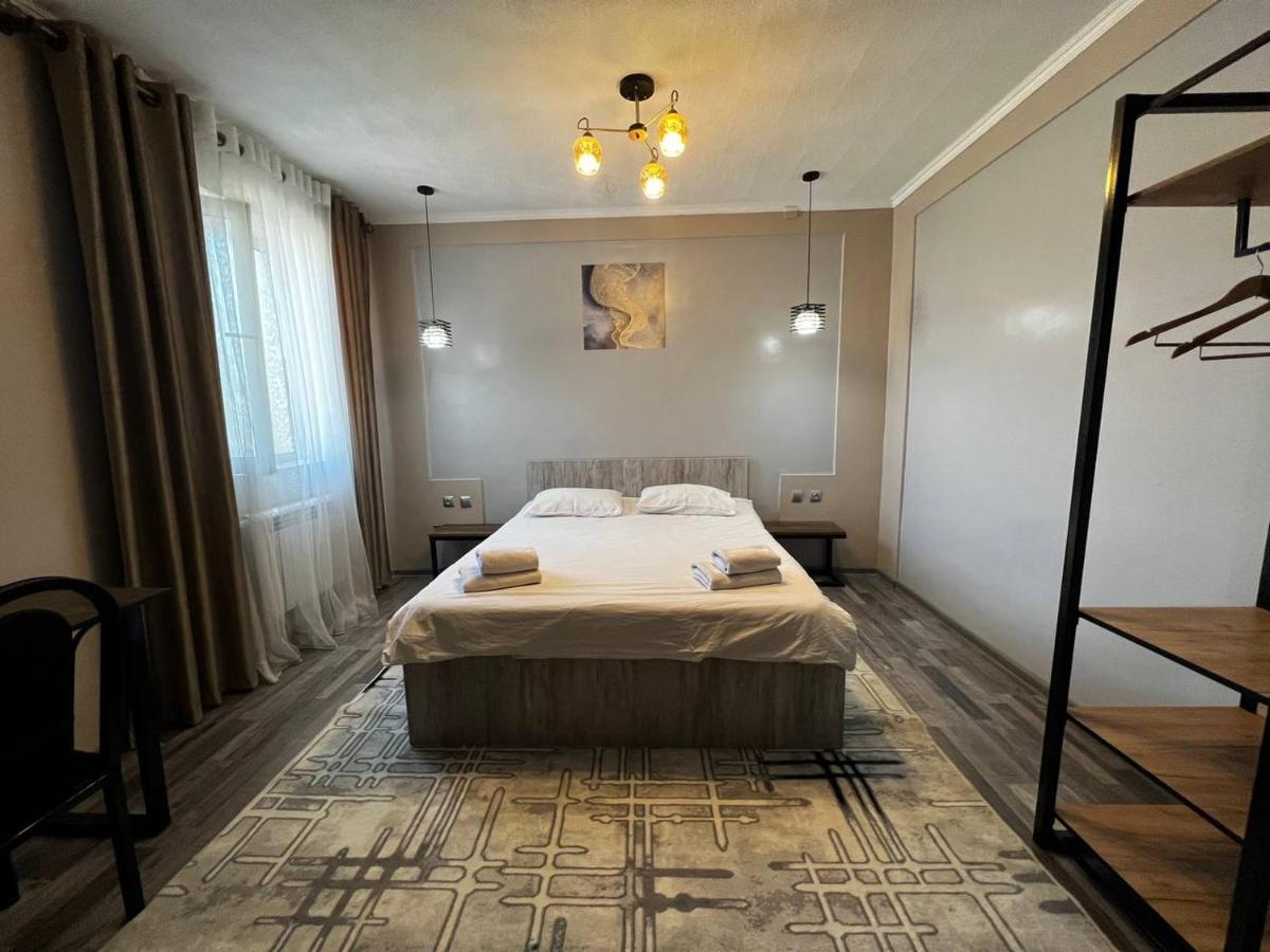 Ave hotel Oš Exteriér fotografie