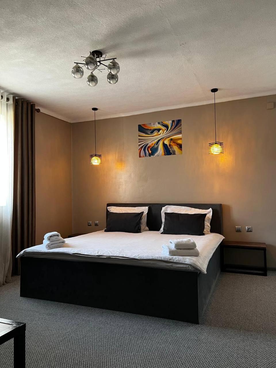 Ave hotel Oš Exteriér fotografie